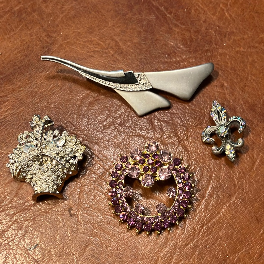 Lot with 4 brooches All Stones in Place all pin attachments work.  All awesome